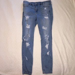 Hollister Super Skinny Highrise Jeans
